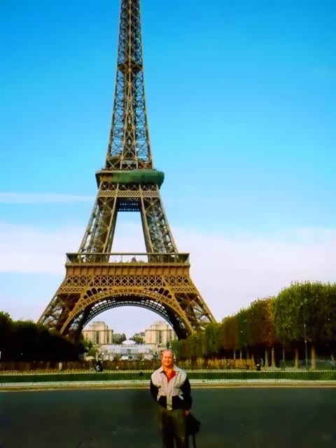 Steve Mueller<br>Paris, France