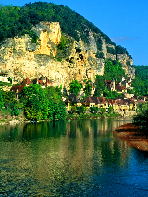 Dordogne River<br>La Roque-Gageac, France